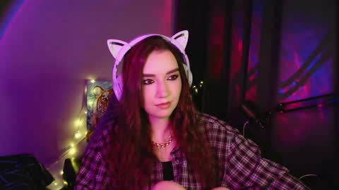 celia_sensual_ online show from May 12, 2026, 8:06 pm