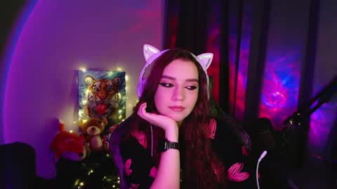 celia_sensual_ online show from June 4, 2026, 7:53 pm