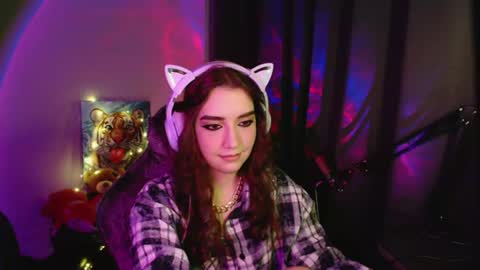 celia_sensual_ online show from June 28, 2026, 8:15 pm