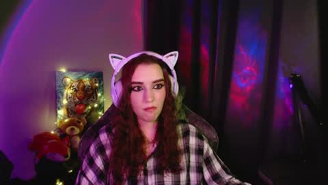 celia_sensual_ online show from June 29, 2026, 8:42 pm