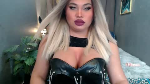 cellinekittcumerr online show from July 25, 2026, 9:34 pm