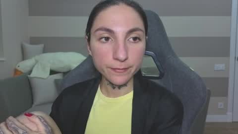 Kate online show from June 15, 2026, 6:21 pm