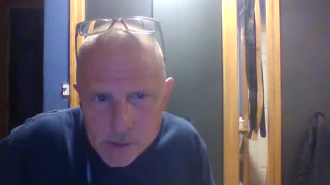 chadsters123 online show from June 1, 2026, 11:17 pm