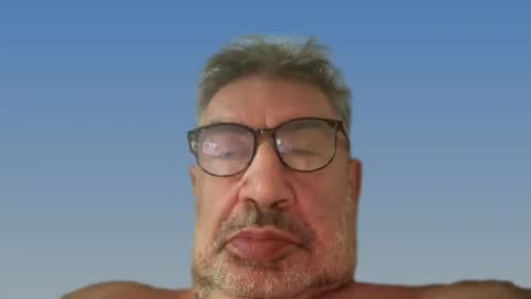 Snapshot of champsex305610 chatting on June 12, 2026, 2:43 am champsex305610 online show from June 12, 2026, 2:43 am