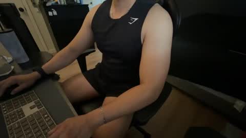 Snapshot of charliekkw chatting on June 28, 2026, 7:09 pm charliekkw online show from June 28, 2026, 7:09 pm