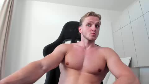 Snapshot of chasereed_ chatting on May 24, 2026, 5:18 pm Chase Reed online show from May 24, 2026, 5:18 pm