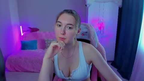 Snapshot of chatur_lady_ chatting on June 18, 2026, 2:34 am Betty online show from June 18, 2026, 2:34 am