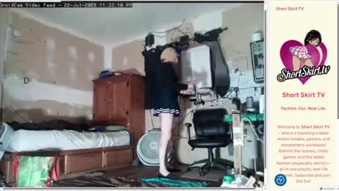 cheerleader_crossdresser online show from July 23, 2026, 6:33 am
