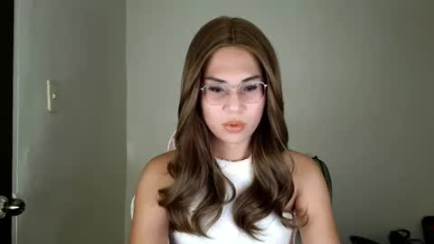 chelly4u69 online show from June 25, 2026, 12:31 pm