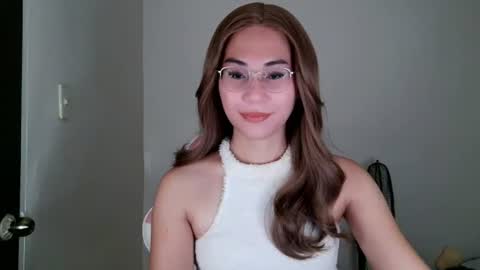 chelly4u69 online show from July 11, 2026, 11:50 pm