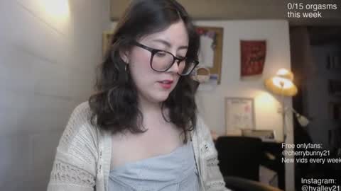 Sarah Prez online show from June 26, 2026, 5:56 am