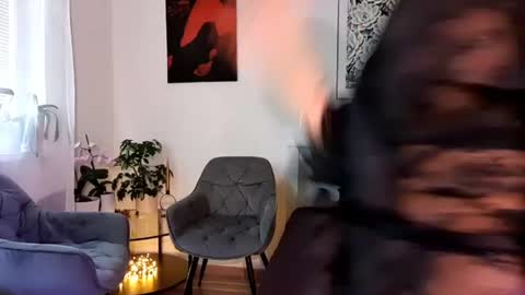 Kira online show from June 28, 2026, 5:41 pm
