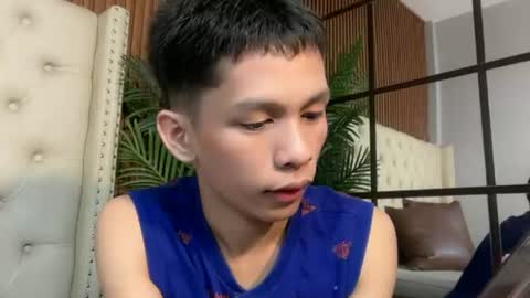 chick_renz online show from July 4, 2026, 11:05 am