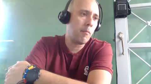 chicolatino42 online show from July 14, 2026, 7:41 pm