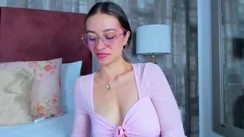 chloe_key online show from July 30, 2026, 6:51 pm