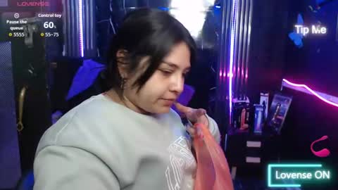 chloe_smith5 online show from July 27, 2026, 1:18 pm