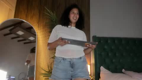 Chloe fixxx online show from July 22, 2026, 9:50 pm