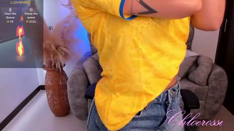 Laura online show from July 7, 2026, 3:16 pm