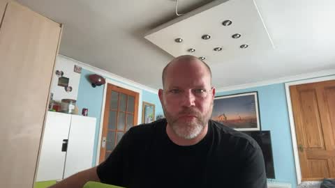 chris_buter online show from June 23, 2026, 9:40 am