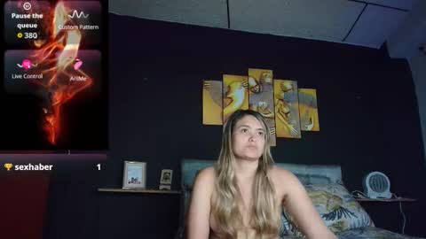 Snapshot of chris_sharon2023 chatting on March 22, 2026, 4:27 am Yarixa online show from March 22, 2026, 4:27 am