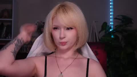 chriss_foxx online show from July 21, 2026, 3:36 pm