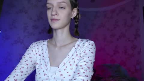 chrissy_joyful online show from July 29, 2026, 4:43 am