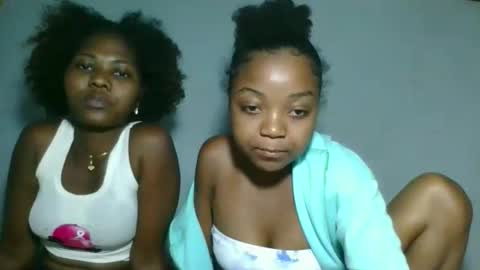 Snapshot of christine985 chatting on October 25, 2025, 11:29 am christine985 online show from October 25, 2025, 11:29 am