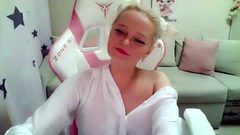 Christi online show from July 7, 2026, 4:33 pm