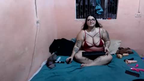 chubby_cherry_sweet online show from July 8, 2026, 11:31 pm