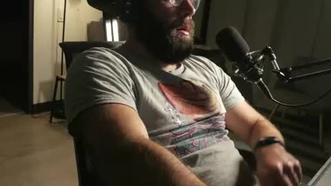 chunkyisbest online show from August 9, 2026, 3:23 am