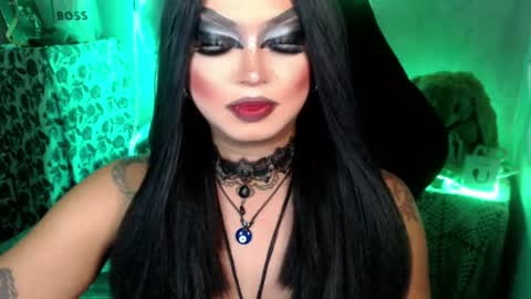 QUEEN CESS online show from July 21, 2026, 6:43 pm