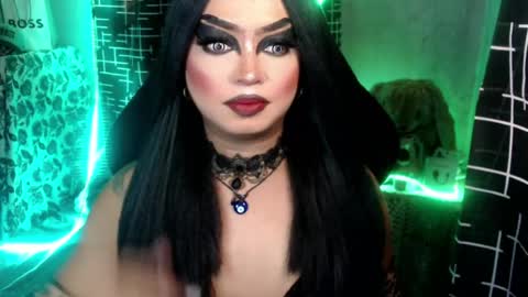 QUEEN CESS online show from July 27, 2026, 8:21 am
