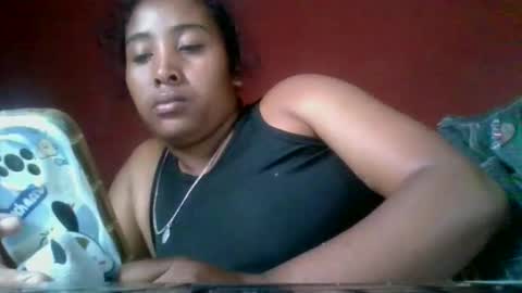 Clarah0123 online show from April 22, 2026, 9:33 am