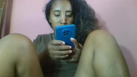 Clarah0123 online show from April 30, 2026, 8:09 am