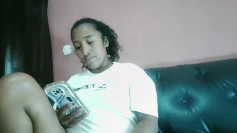 Clarah0123 online show from June 1, 2026, 11:01 am