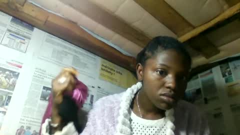 clarisse98 online show from July 8, 2026, 4:39 am