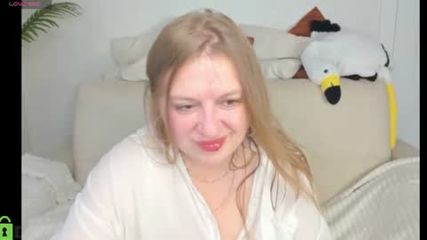 cleoxotie online show from June 15, 2026, 1:41 am