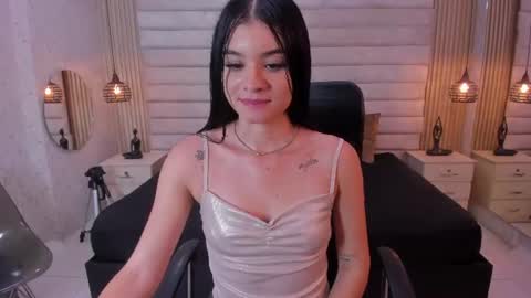 Cloe online show from July 23, 2026, 1:58 am