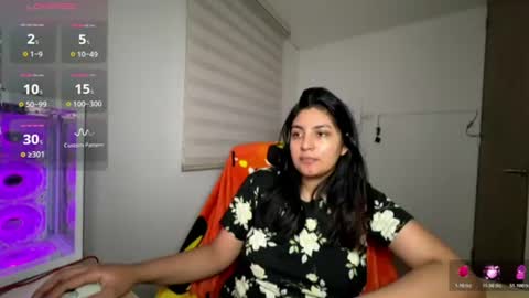 cloe small online show from July 28, 2026, 2:18 am