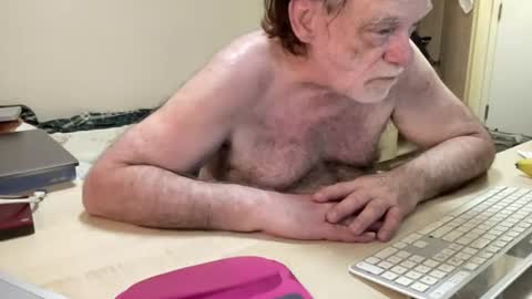 Snapshot of coach_karl chatting on June 27, 2026, 11:15 am Coach Karl Porn Star Tip me all the way to my next trip online show from June 27, 2026, 11:15 am