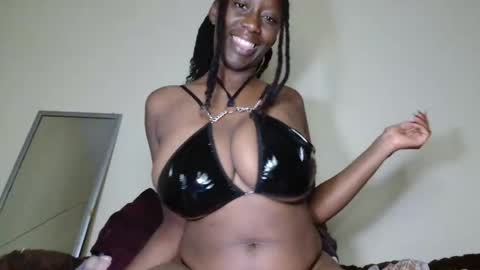 cocoalush9819 online show from May 20, 2026, 2:18 am