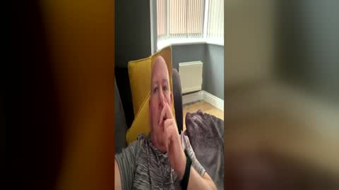 col4nows online show from May 31, 2026, 12:23 pm