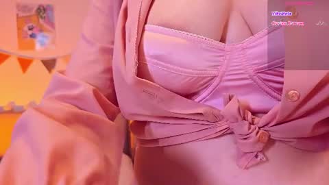 Snapshot of come_in_bed chatting on July 22, 2026, 2:42 pm Audrey online show from July 22, 2026, 2:42 pm