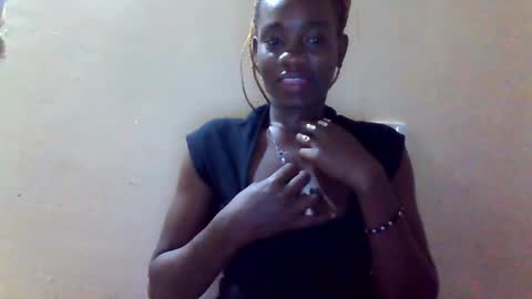 Snapshot of cosabella_cosie chatting on April 12, 2026, 9:31 pm Cosabella online show from April 12, 2026, 9:31 pm