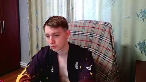 Snapshot of cosmonudes chatting on July 3, 2026, 9:05 am Barry online show from July 3, 2026, 9:05 am