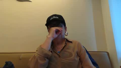 Kelly   online show from April 28, 2026, 9:03 am