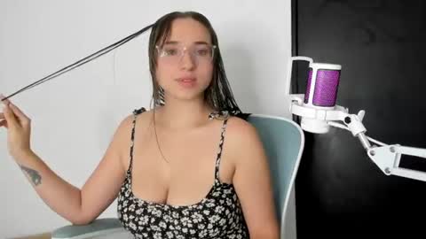 Jen. online show from July 19, 2026, 4:22 pm