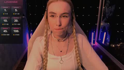 crybambi online show from May 9, 2026, 7:57 am