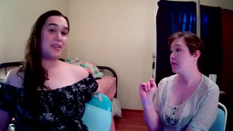 Peach and Daisy online show from July 11, 2026, 9:38 pm