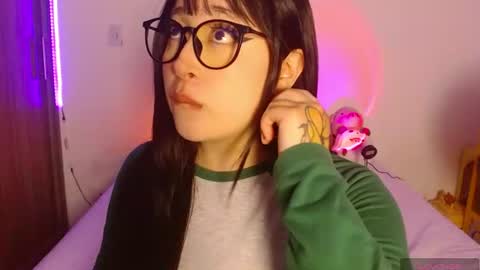 Olivia  online show from June 24, 2026, 1:48 am
